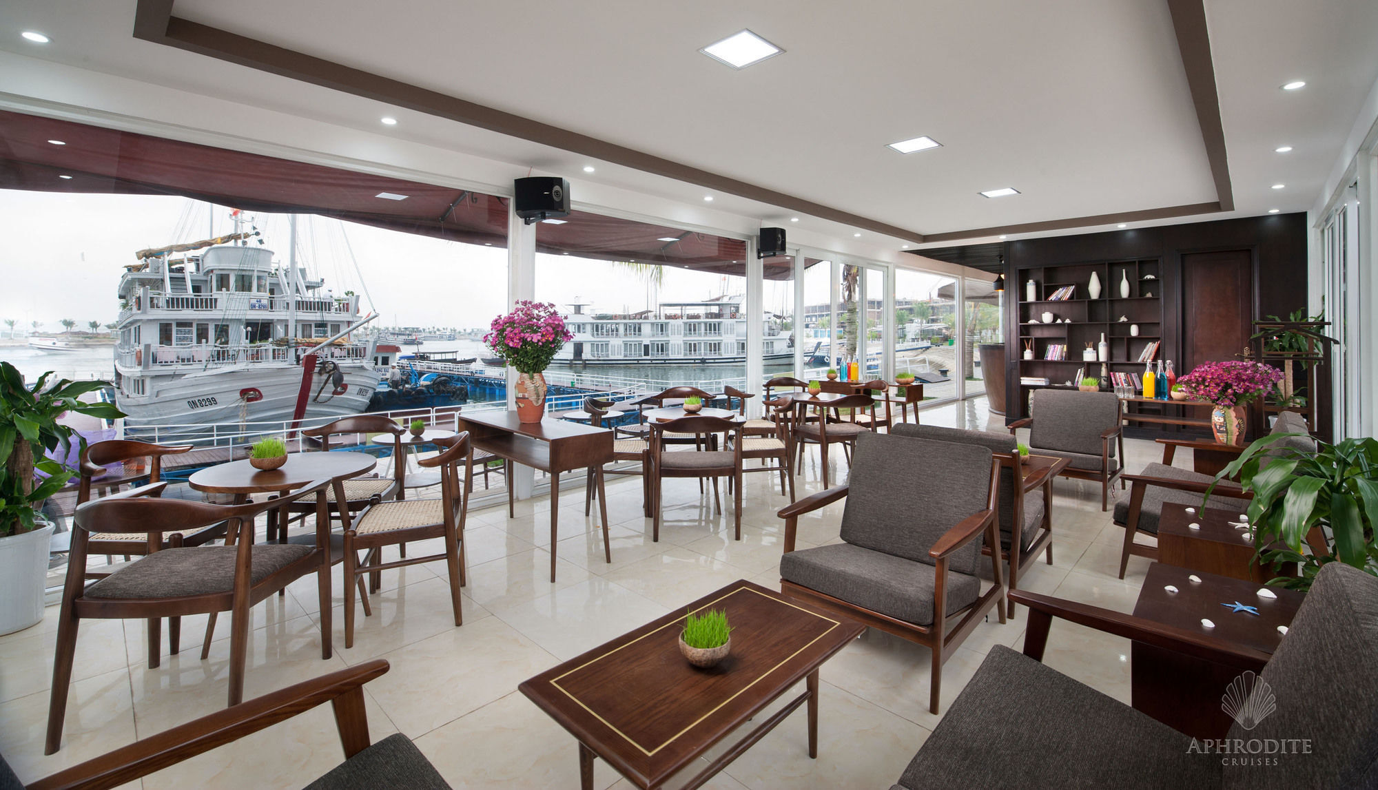 Aphrodite Cruise Χα Λονγκ Εξωτερικό φωτογραφία