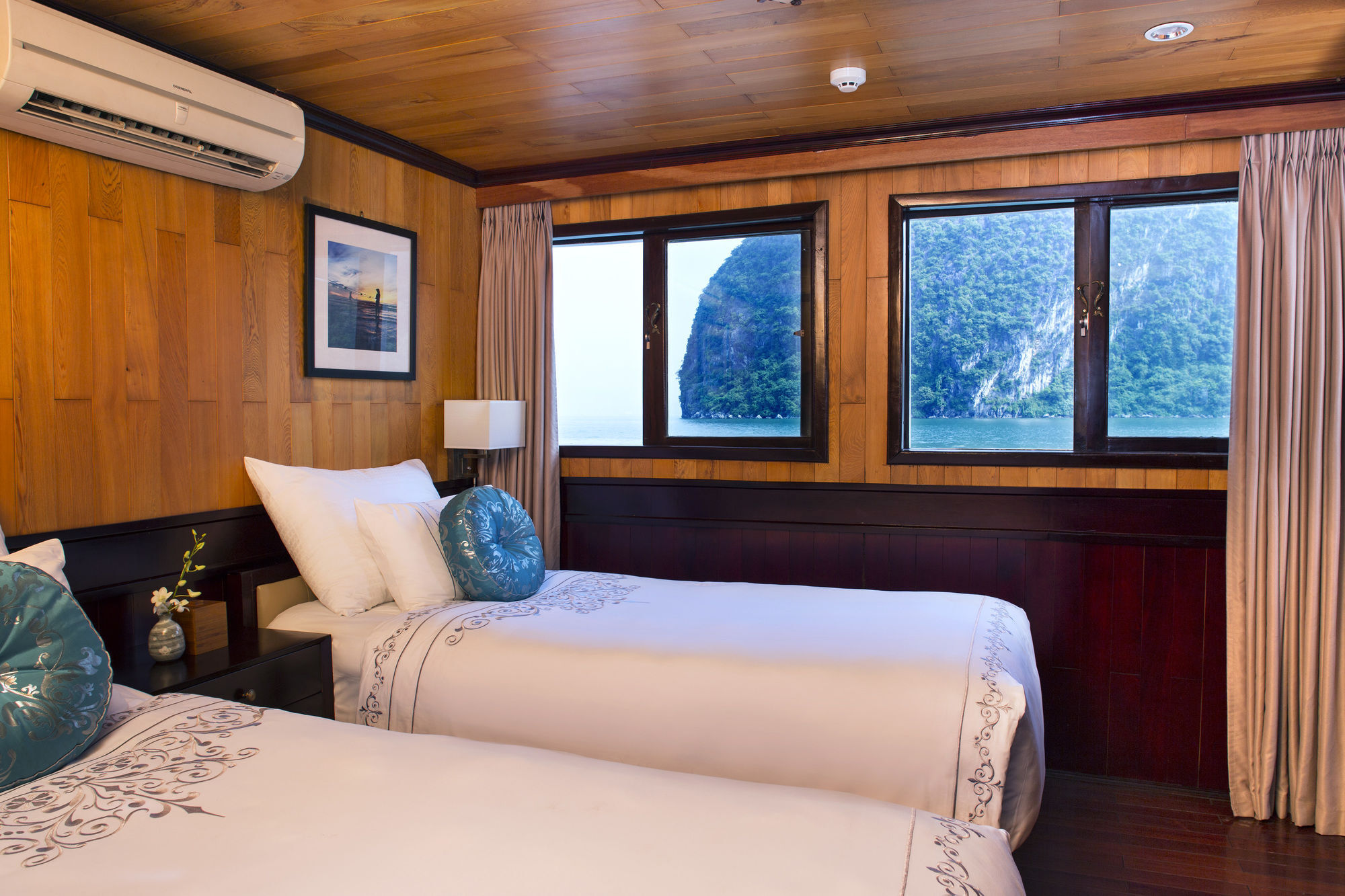 Aphrodite Cruise Χα Λονγκ Εξωτερικό φωτογραφία