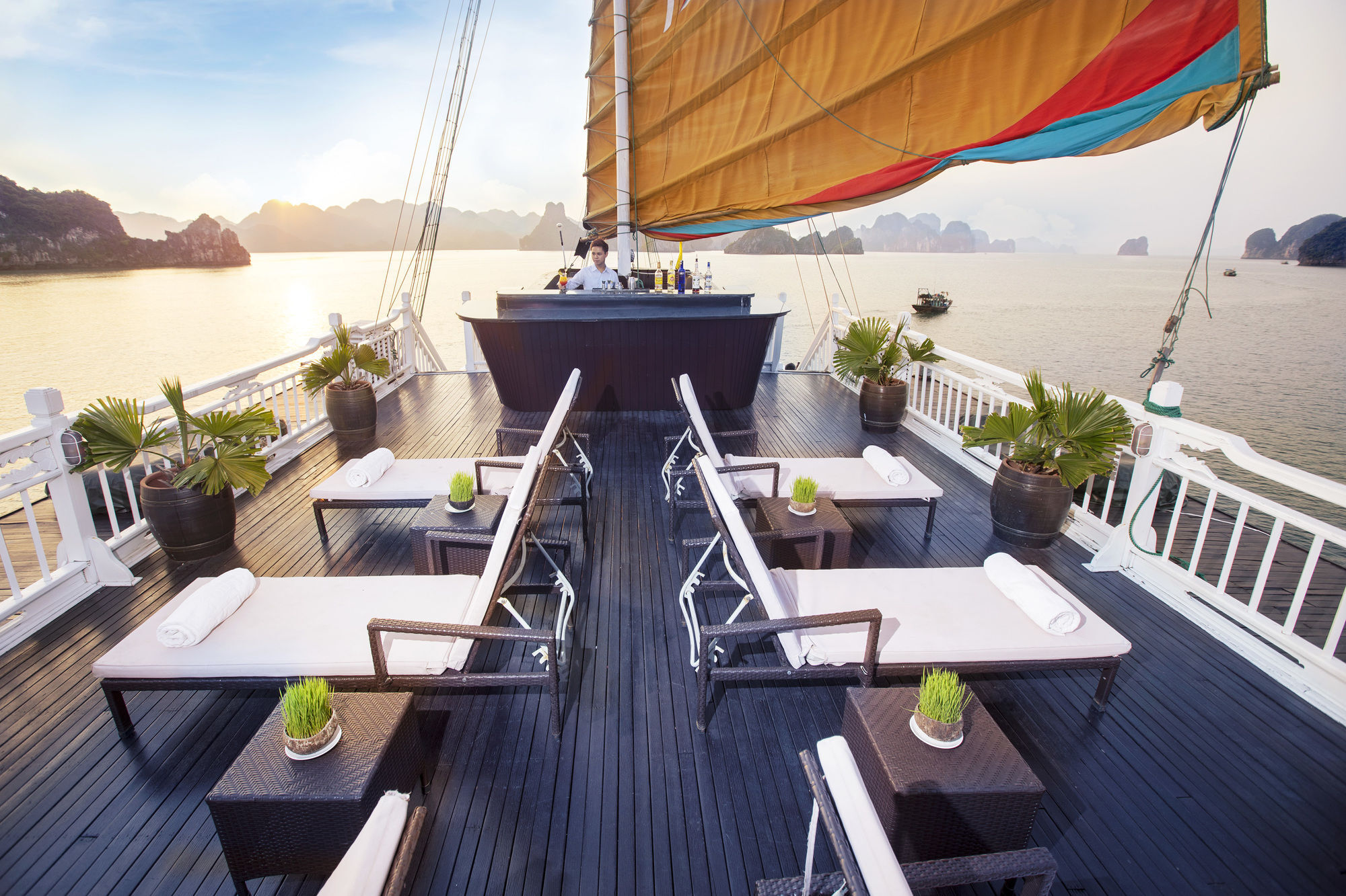Aphrodite Cruise Χα Λονγκ Εξωτερικό φωτογραφία